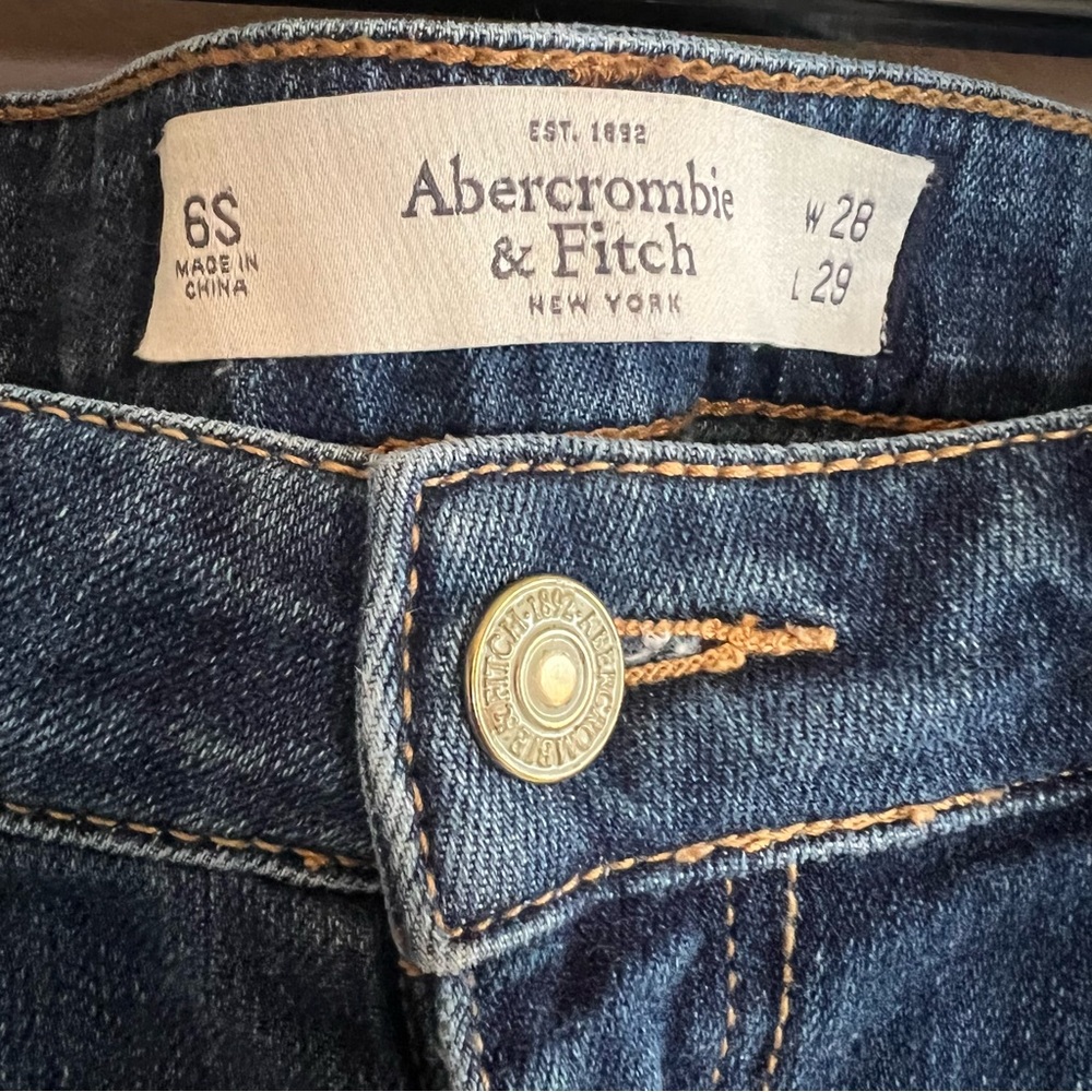 jeans - Picture 3 of 3